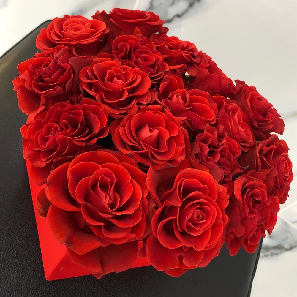 Сердце из роз ️